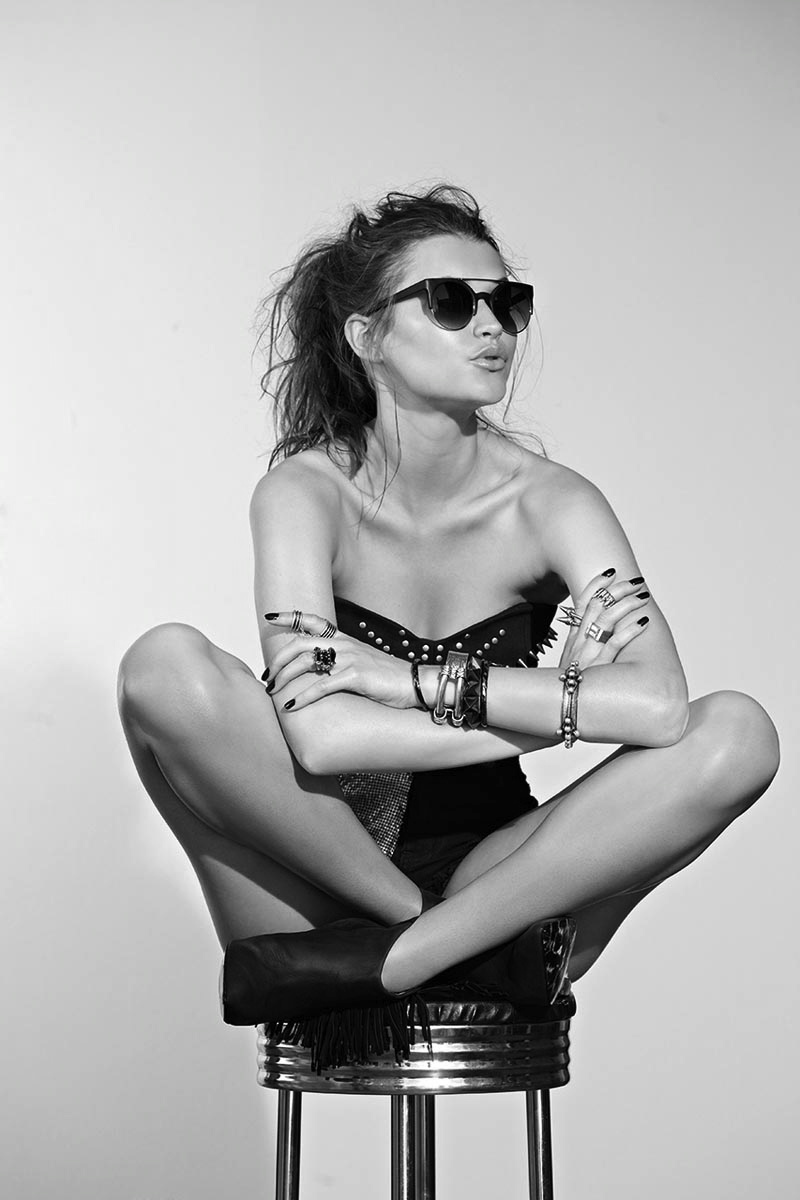 Sassy girls in Lahore — step in, relax, and chat live