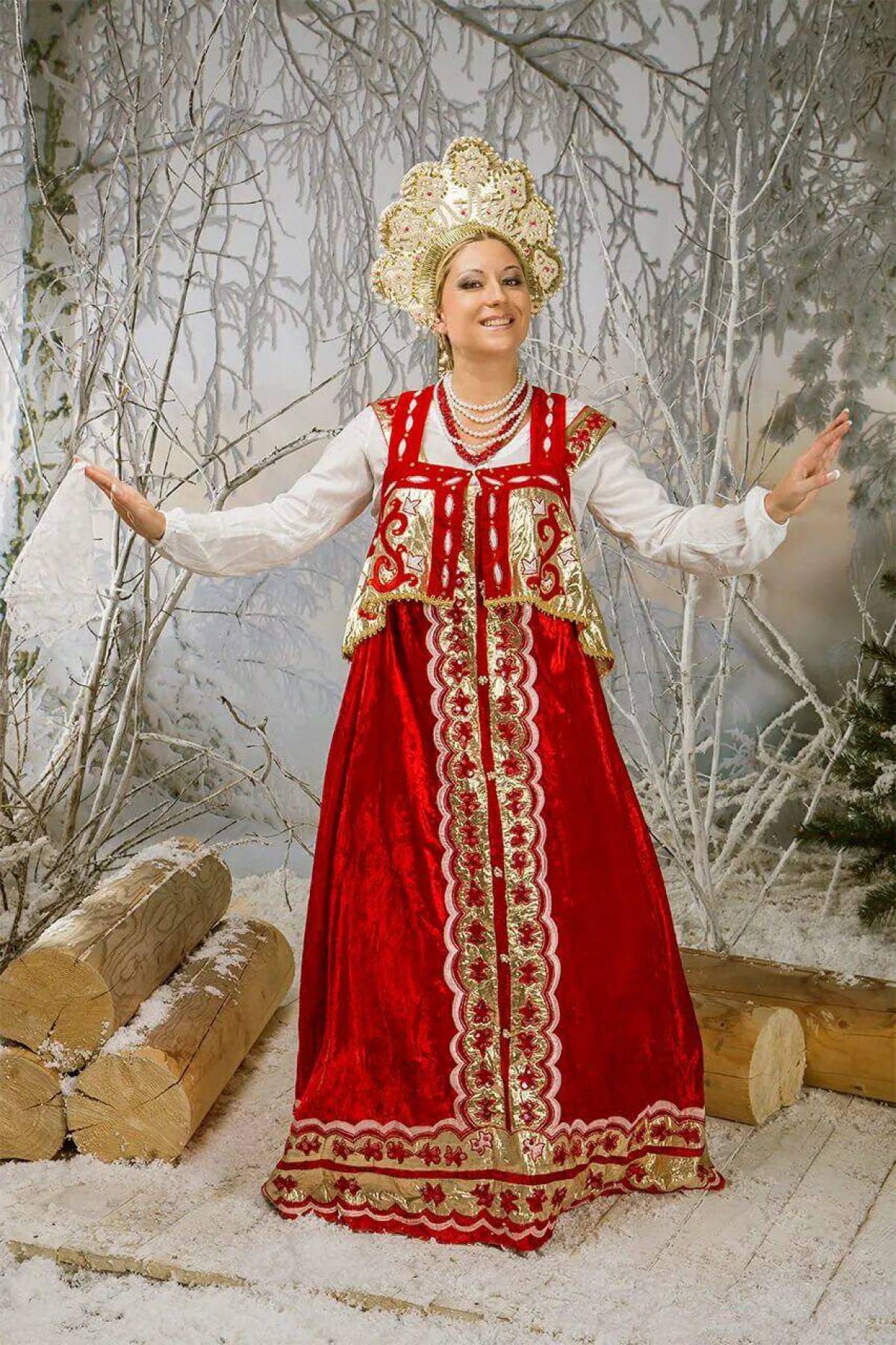 Girls in Slavic costumes in Lahore